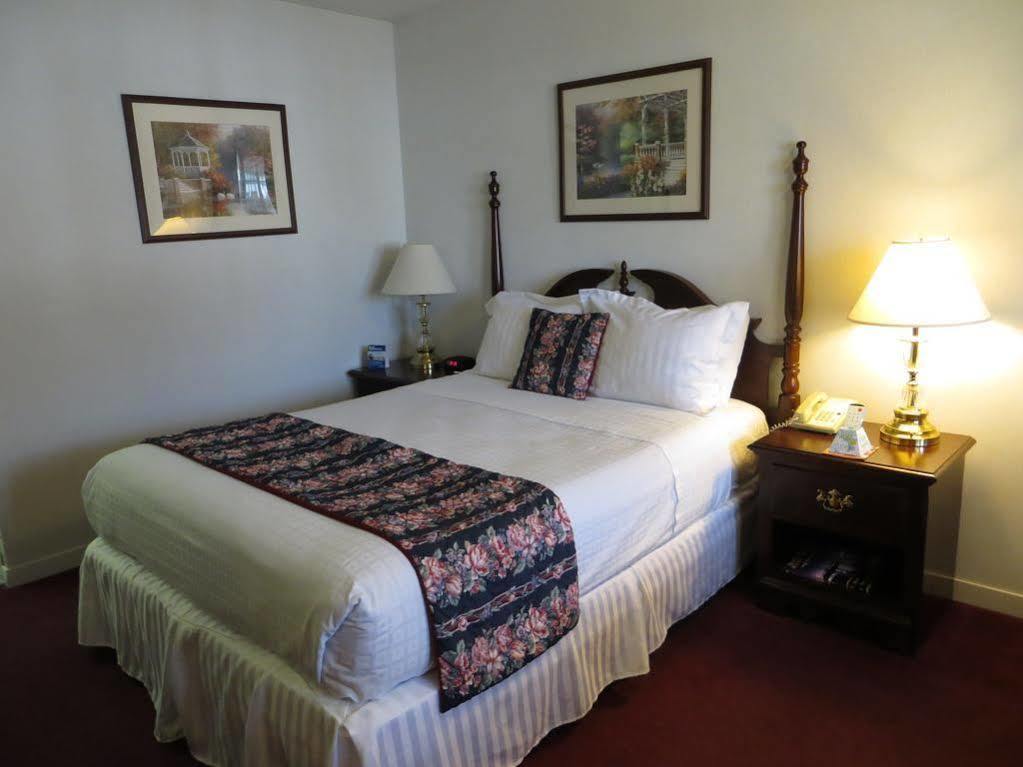 Travelodge By Wyndham Redding Ca Eksteriør bilde